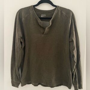 Mens Arcteryx Sirrus Henley Long Sleeve Shirt Heathered Olive Green Medium